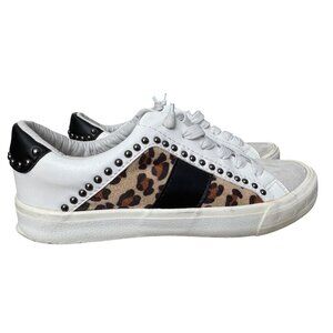 $9 WHEN BUNDLED Vintage Havana Dayna Crazy Leopard Leather Lace Up Sneakers